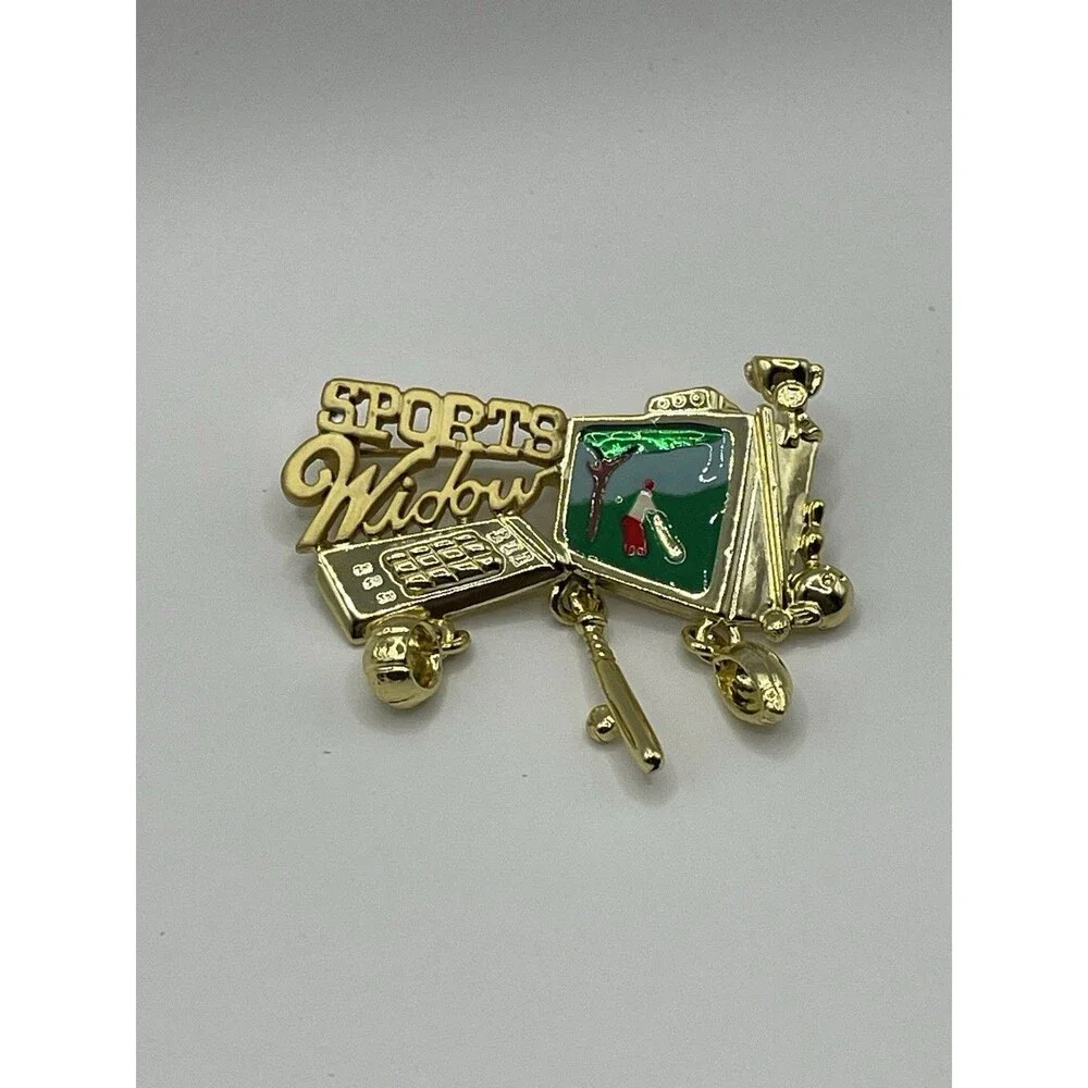 Vintage-1980's Gold Tone Danecraft 